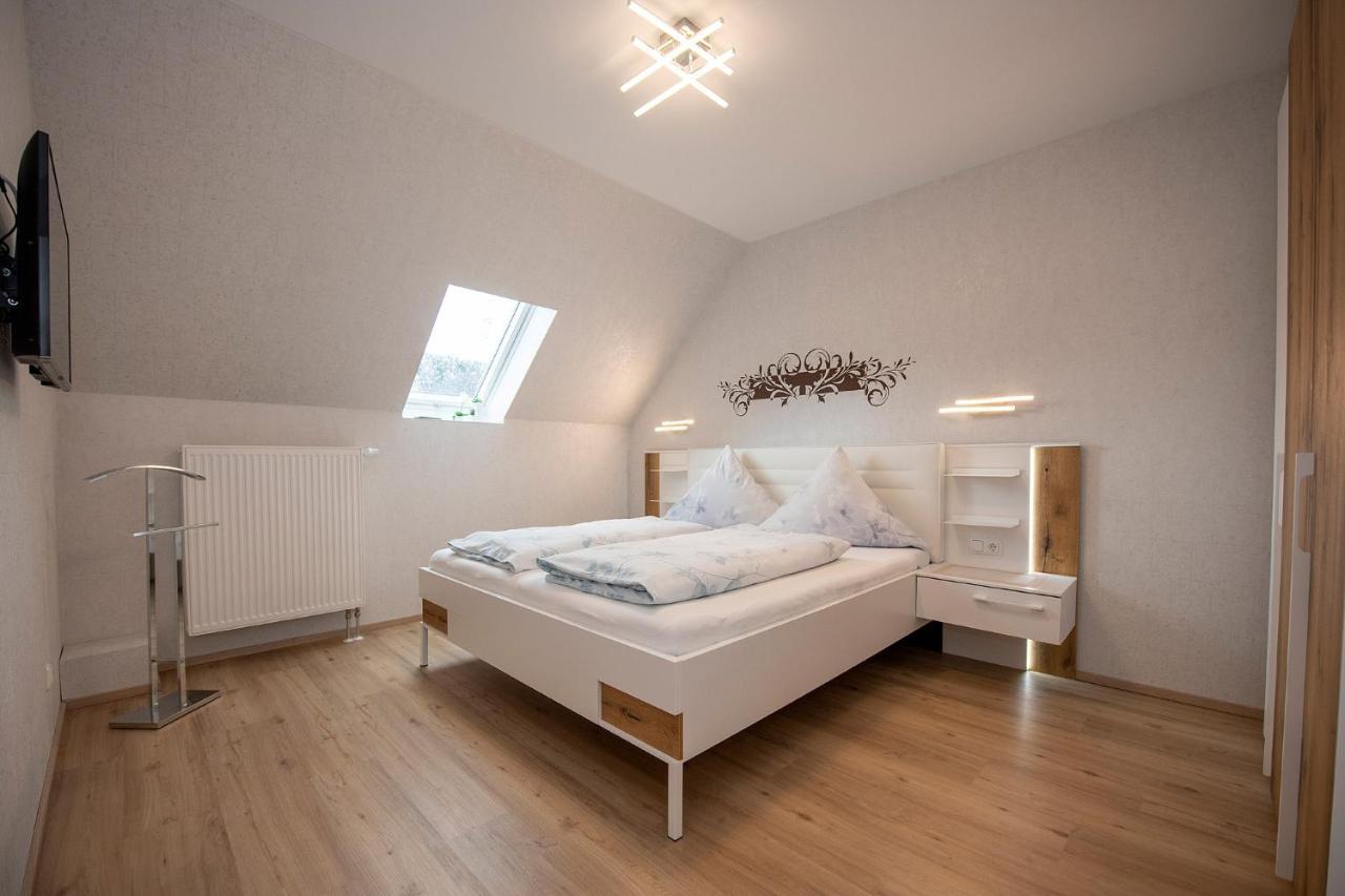 Ferienwohnungen Am Matthiasturm Neef エクステリア 写真